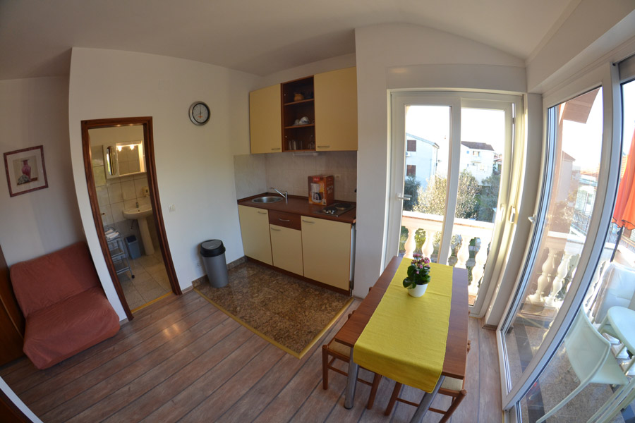 kuhinja i blagavaonica