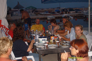 večera s gostima apartmana