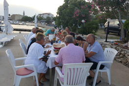 Festivities guests sea